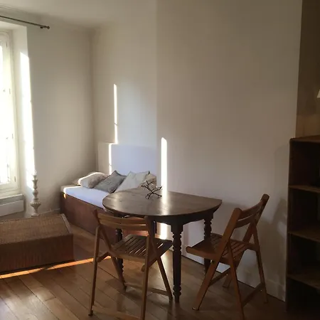 Apartman 2 Pieces